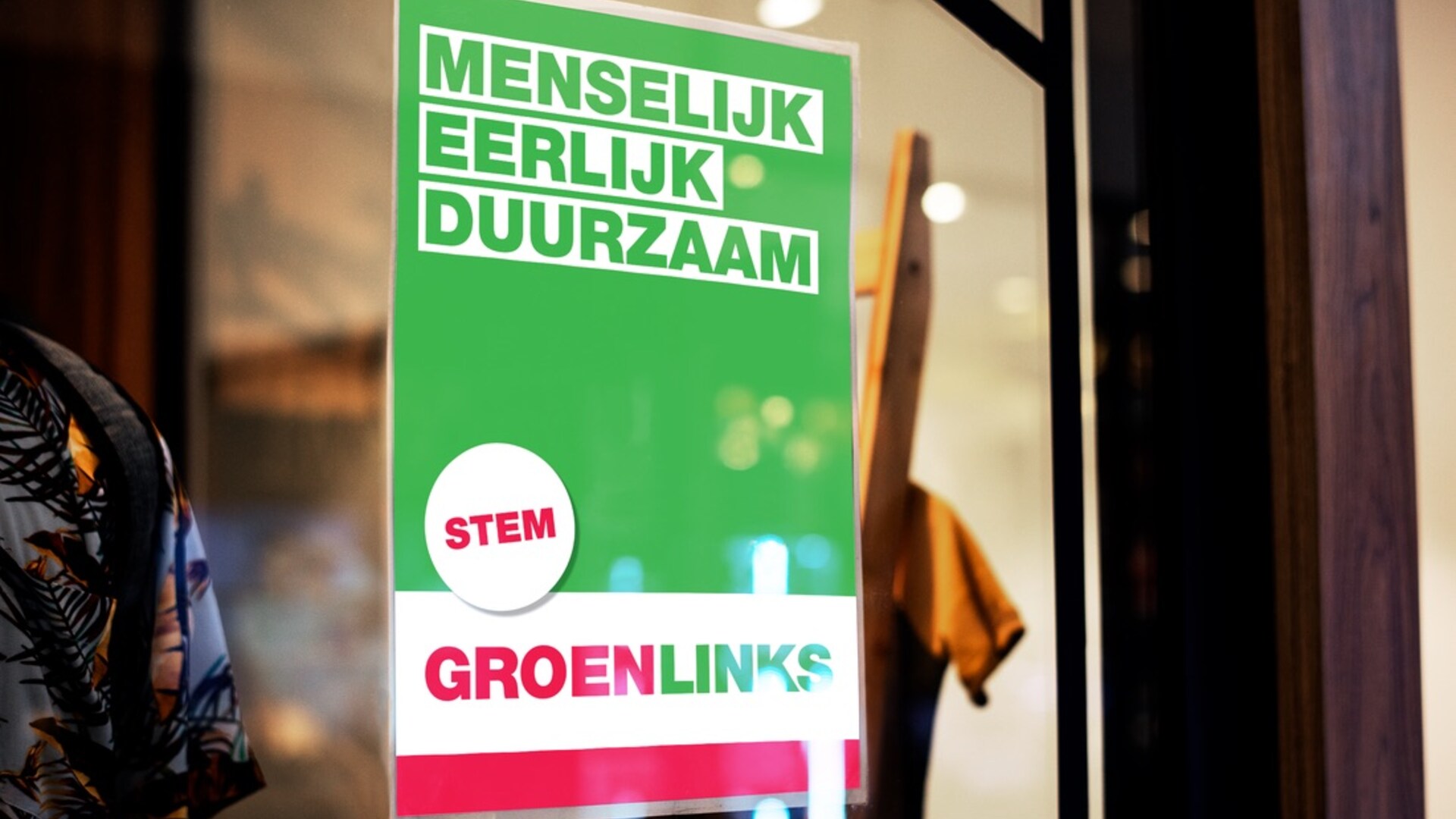 Raamposter van GroenLinks voor de gemeenteraadsverkiezing van 2022