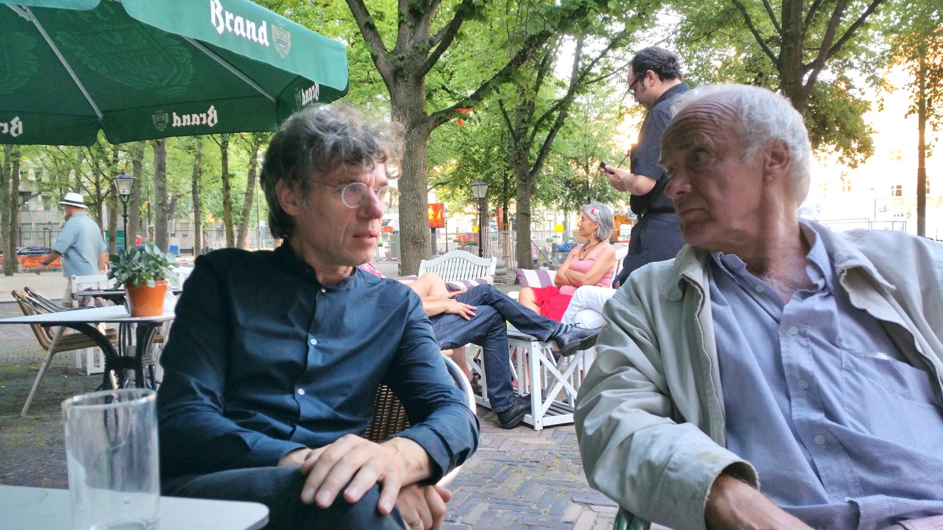 Peter Drijver en René Strijland, bij het interview in de Posthoorn