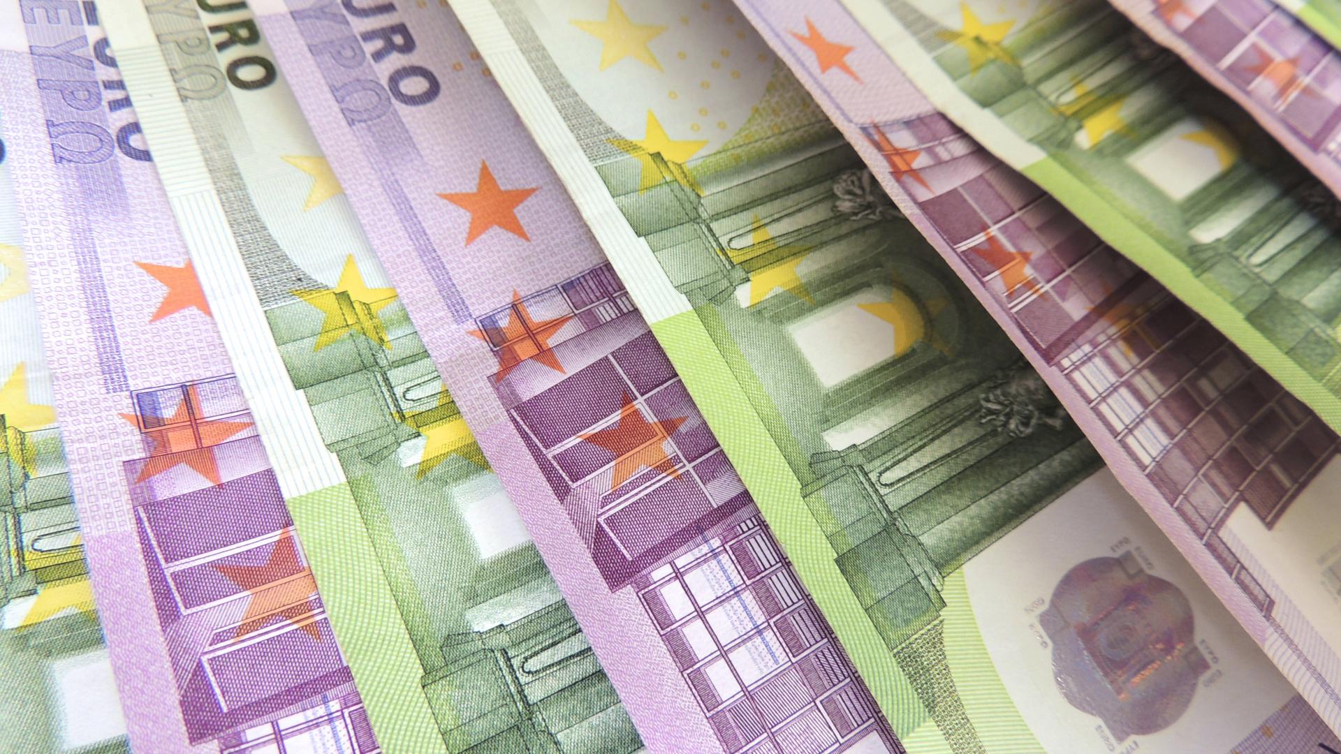 money-171544.jpg